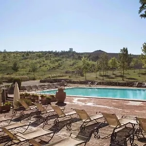 https://aia-vecchia.it-tuscanyhotel.com